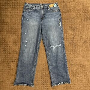 Maurices Edgely High Rise Relaxed Straight Jeans Sz 18 Long Distressed Stretch